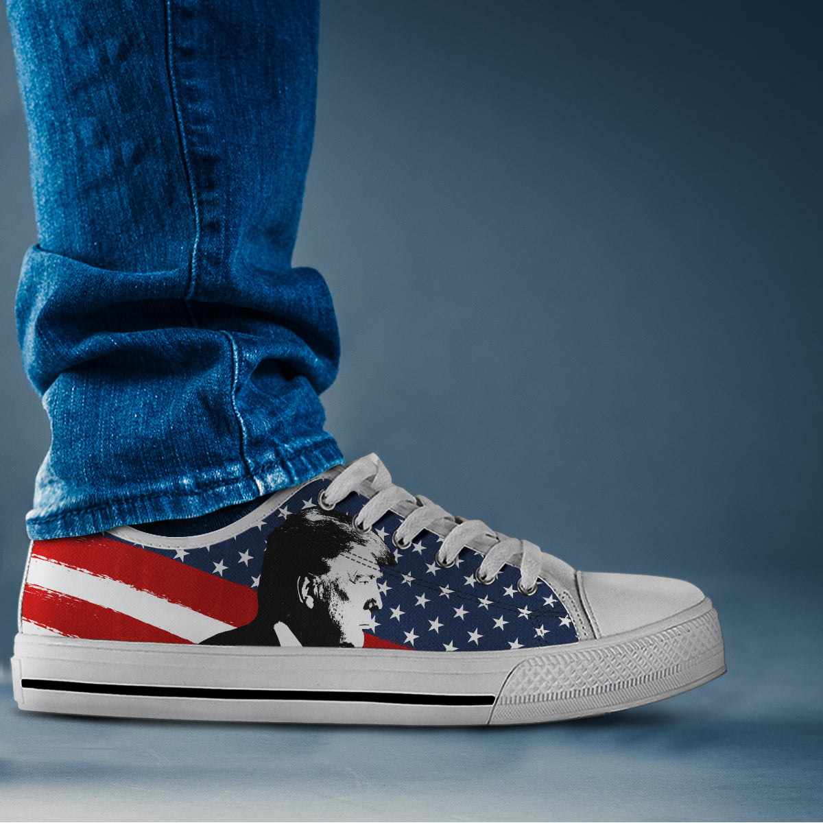 Trump Side - Women's Low Top Shoes