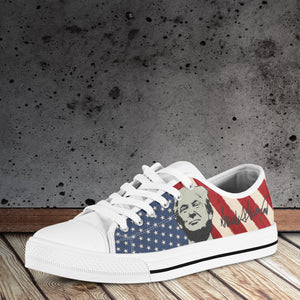 Trump Signature - Women's Low Tops