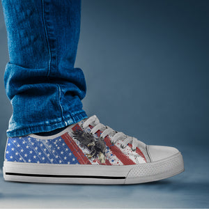 USA Flag & Eagle - Men's Low Top Shoes